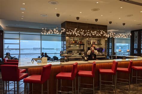 Maple Leaf Lounge