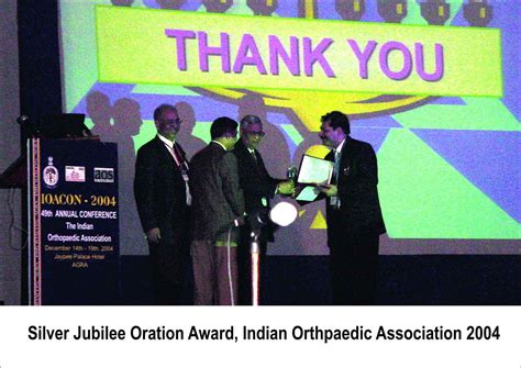 Best Knee, Hip & Joint Replacement Surgeon East Delhi | Dr Anil Arora