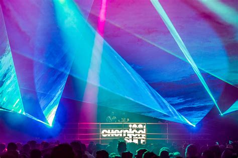 Sexy by Nature - Photos and Videos - Laroc