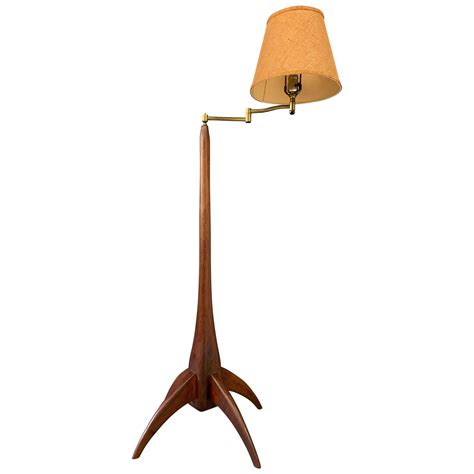 Phil Powell-style Walnut Floor Lamp at 1stDibs