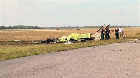 5 dead in twin-engine plane crash in Florida, authorities say - CBS News