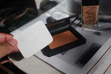 Nars Light Reflecting Setting Powder 的图像结果