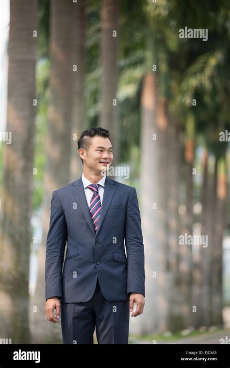 Chinese Business Men 的图像结果