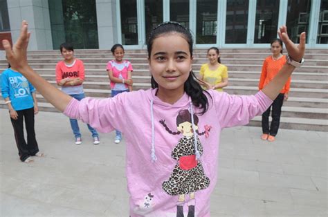 教育援疆：40名新疆学生在韶山快乐成长