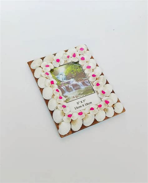 Shellkrafts Sea shell Photo frame 7x9 inch
