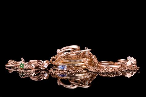 How Inflation Affects Gold and Silver Prices - Diamond & Gold Exchange