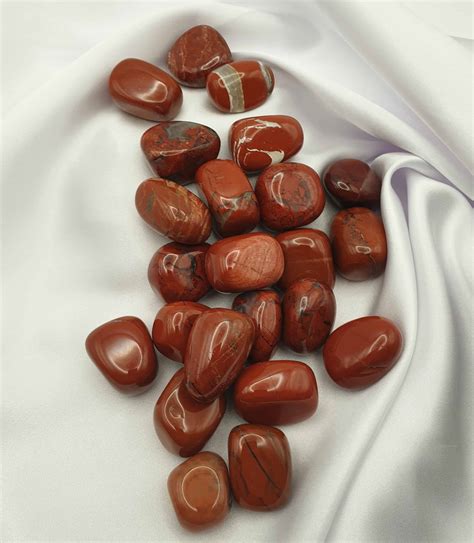 Red Jasper Tumbled Stone – Oliver's Stone
