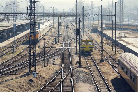 RITES Bags ₹27 Cr Order To Build Railway Freight Terminals In Karnataka