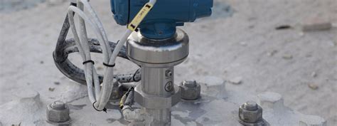 Non-Contacting Radar Frequency Selector | Emerson IN