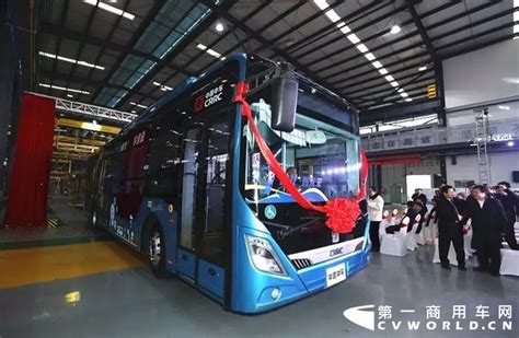 续航超600公里 国家电投、中国中车联合开发首辆氢燃料客车下线 第一商用车网 cvworld.cn