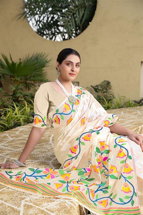 Kaashi Off-White Cotton Jamdani Saree – Gajarai