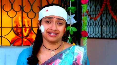 Watch Nayani Goes to the Temple to Pray for Vishal | Trinayani ...