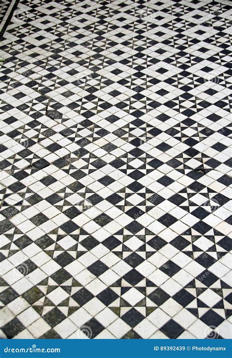 Mosaic floor tiles pattern stock image. Image of tile - 89392439