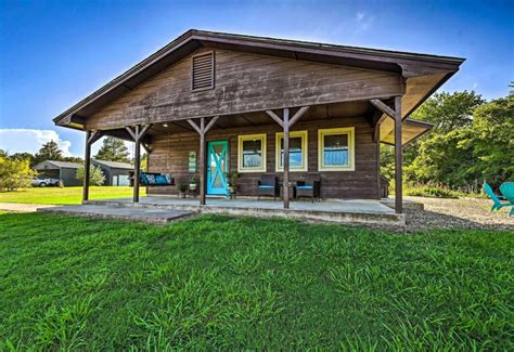 Broken Bow Retreat w/ Large Yard + Fire Pit!, McCurtain County - 2026 ...