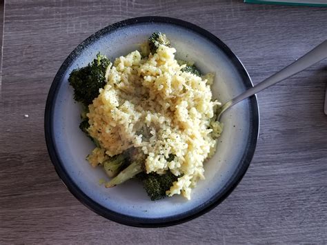 316 calories for rice a roni and a lot of roasted broccoli : r/1200isplenty