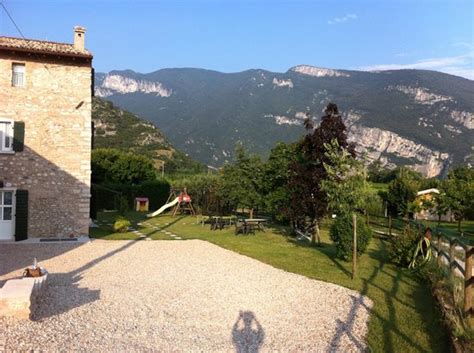 GHIANDE E ALI DI LIBELLULA (Rivoli Veronese) - Farmhouse Reviews ...