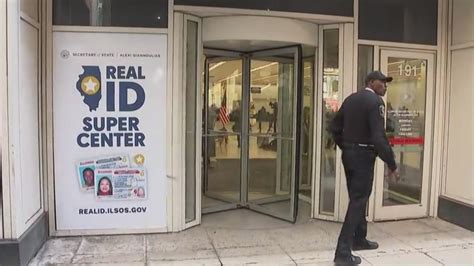 Real ID ‘Supercenter’ Opens in Downtown Chicago Ahead of May 7 Federal ...