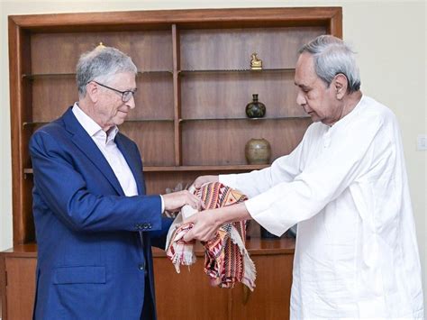 Bill Gate visited the Mission Shakti Bazaar in Bhubaneswar