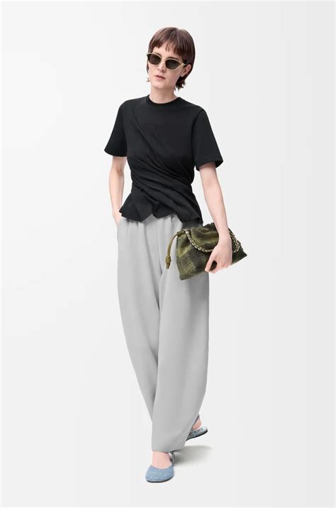 Barrel trousers in suede goatskin Grey - LOEWE
