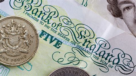 ¿De Dónde Viene el Dinero?