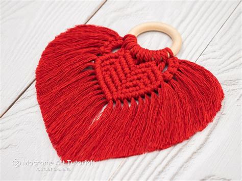 Rezultat imagine pentru Macrame Heart Pattern