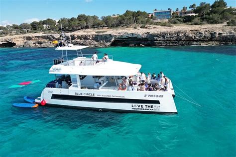 2024 (Majorca) Exclusive catamaran cruise through the bay of Palma