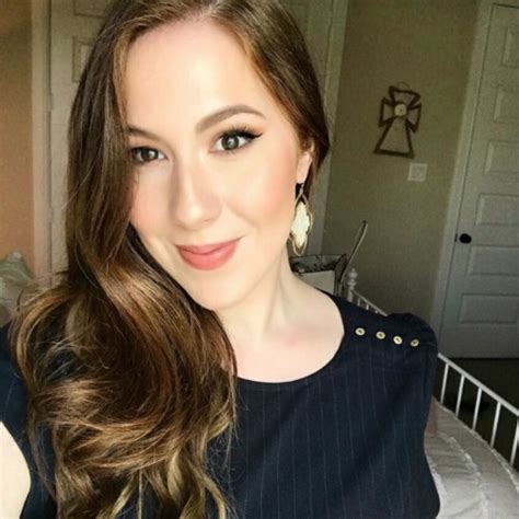 Alexa Cantu - Assistant Store Manager - francesca’s® | LinkedIn