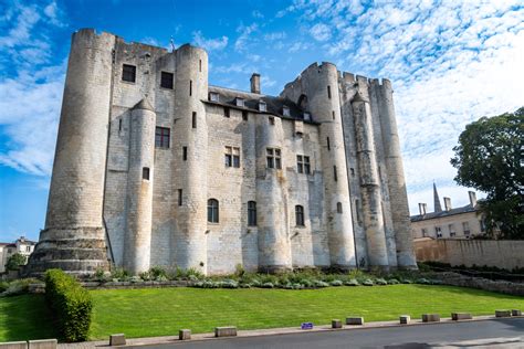 Castle 的图像结果