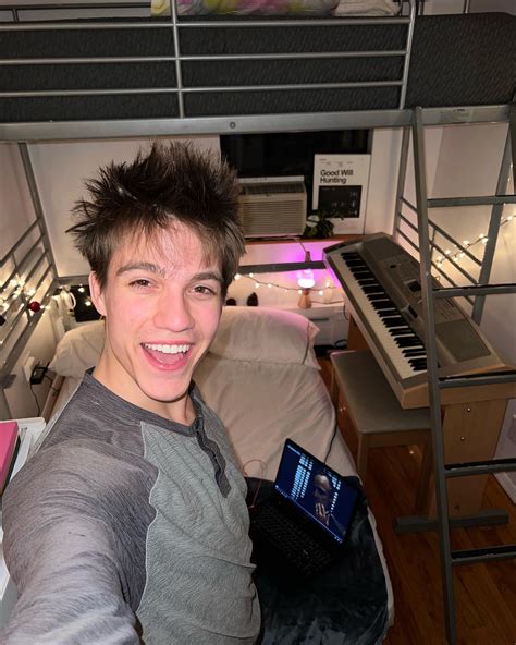 Axel Webber "Smallest Apartment In New York" | Know Your Meme