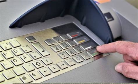 工商银行ATM机存款的具体步骤。急！！！_百度知道