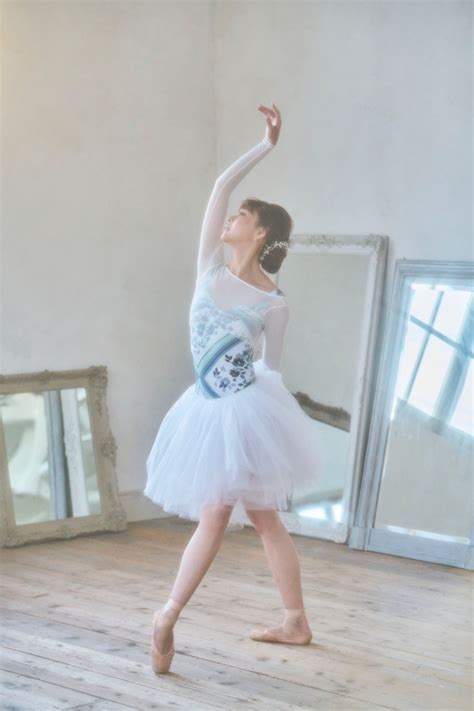 週末Sale【stina】water flower pink Sサイズ | wallies.in