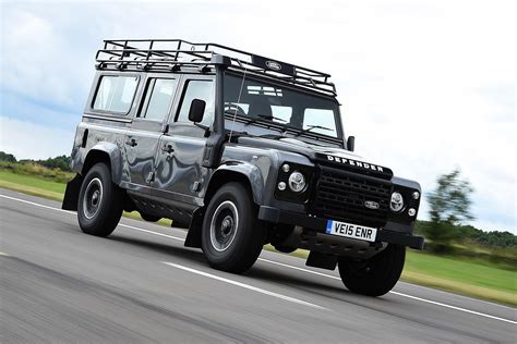Classic Defender 4×4 To Continue Production – Drive Safe and Fast