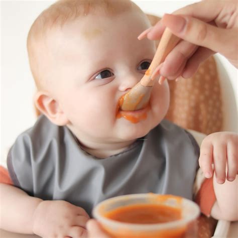 Babies Eating First Solids 的图像结果