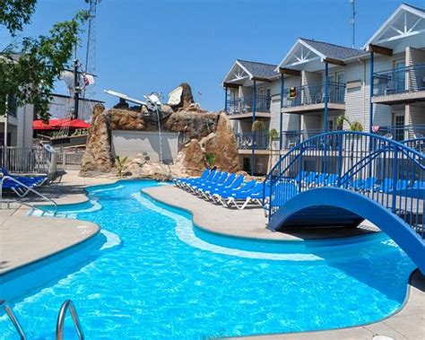 ISLANDER INN (Put in Bay, Ohio) - Inn Reviews, Photos, Rate Comparison ...