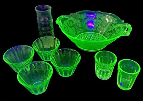 Lot - (8pc) Vintage Uranium Glass Servingware
