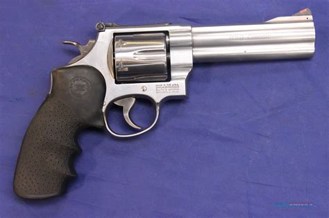 SMITH & WESSON 629-3, 44 magnum, 4" STAINLESS "MOUNTAIN GUN" SPECIAL ...