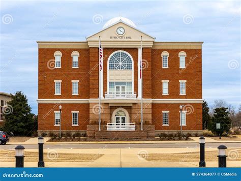 Tupelo, Mississippi City Hall Editorial Photography - Image of council ...