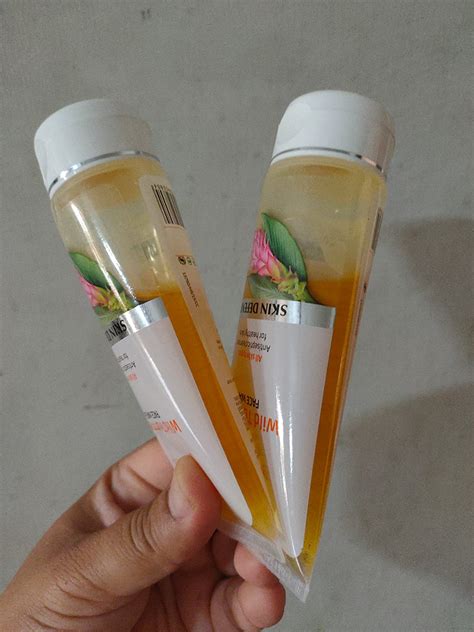 VLCC Wild Turmeric Face Wash, 80ml : Amazon.in: Beauty