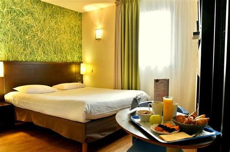 HOTEL INN DESIGN CHAMBERY - LA RAVOIRE - Hotel Reviews, Photos, Rate ...