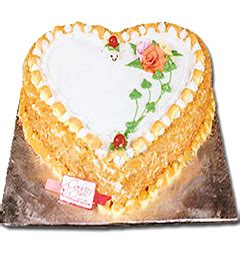 Send Online Half Kg Heart Shape butterskotch Cake Order Delivery ...