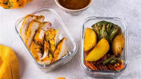 Never put these 5 foods in plastic containers: Know how to store them ...