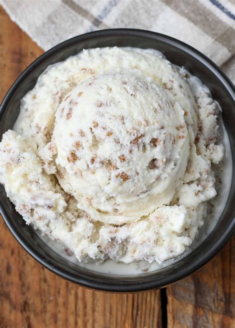 Grape Nut Ice Cream - Barefeet in the Kitchen