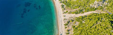 Discover The Heavenly Island-Like Beaches Near Loutraki | Visit Loutraki