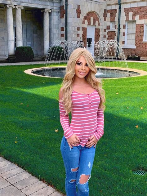 Unrecognizable Bella Rose | Scrolller