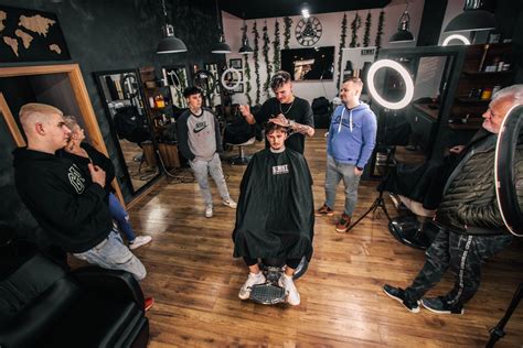 Domů - CHAMPIONS BARBER SHOP