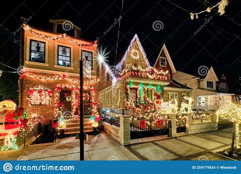 Dyker Heights Christmas Lights at Night in Brooklyn, New York Editorial ...