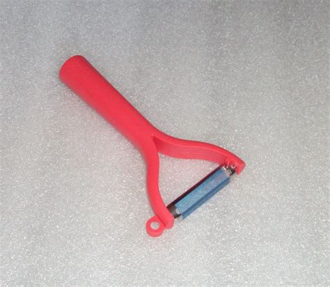 Buy Tupperware Universal Vegetable Fruit Potato Peeler in Chili Red ...