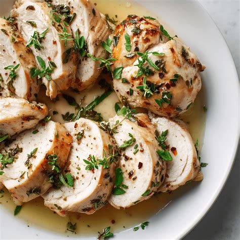 Poached Chicken Thighs – 5 Easy Steps for Perfect Results