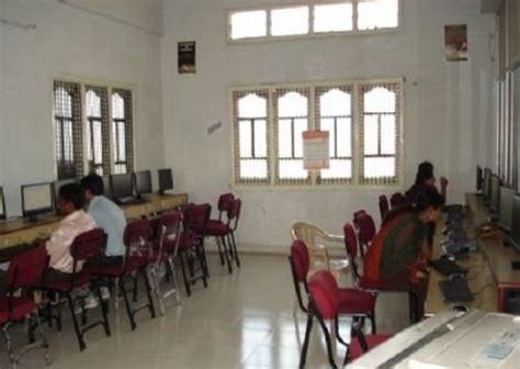 Sphoorthy Engineering College Hyderabad Campus: Photos, Virtual Tour