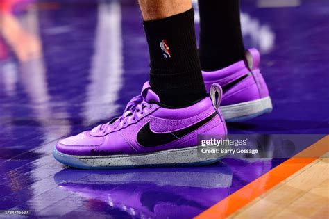 選手實著 / Devin Booker 亮相的 Nike Book 1 新色有老大 Kobe 的勉勵 - KENLU.net